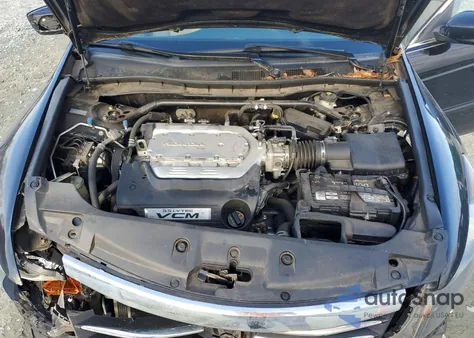 2011 Honda Accord Exl z USA, uszkodzony, nr VIN 1HGCP3F81BA013524